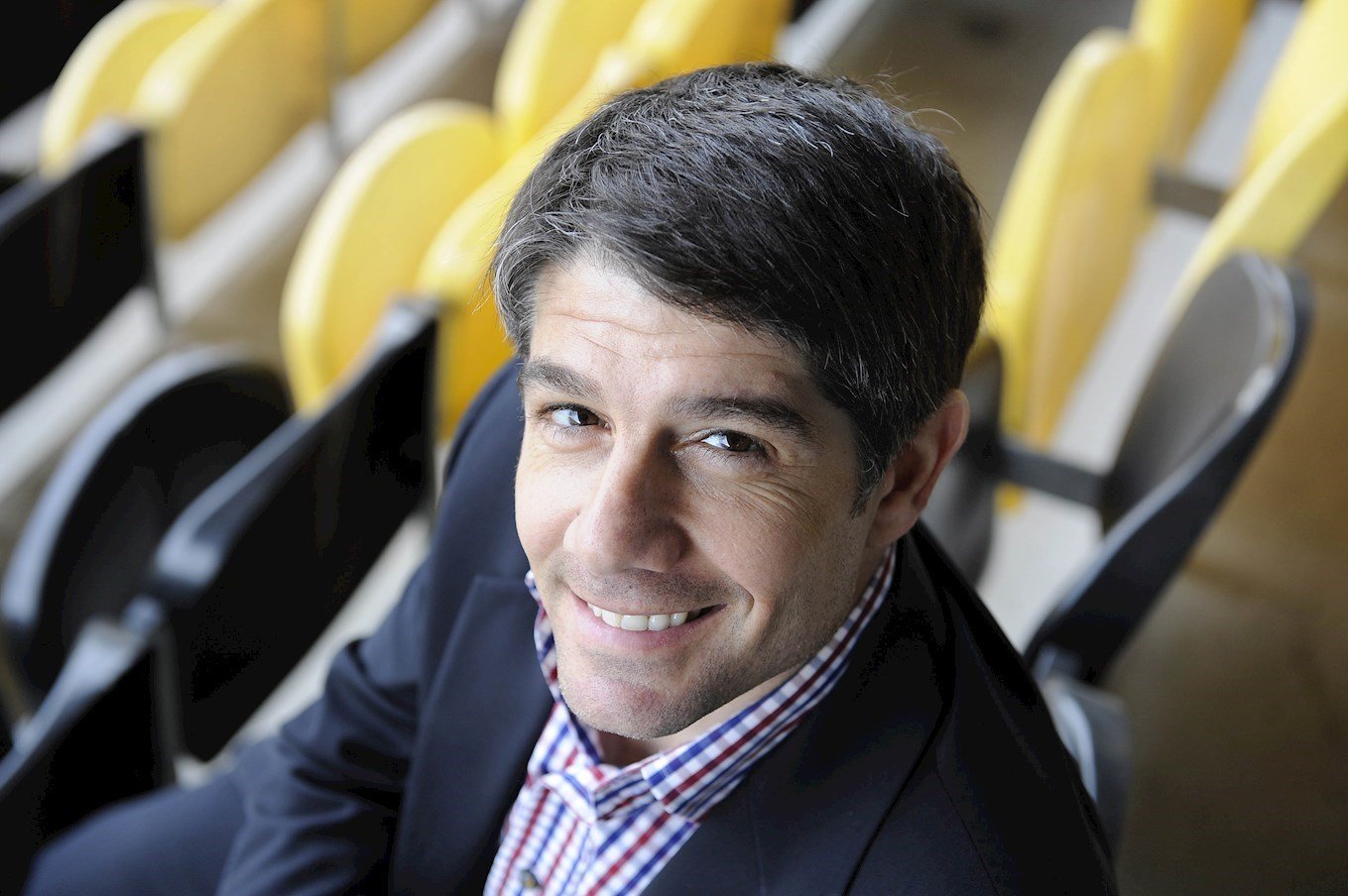 Paul Peschisolido is appointed the new manager of Burton Albion in 2009